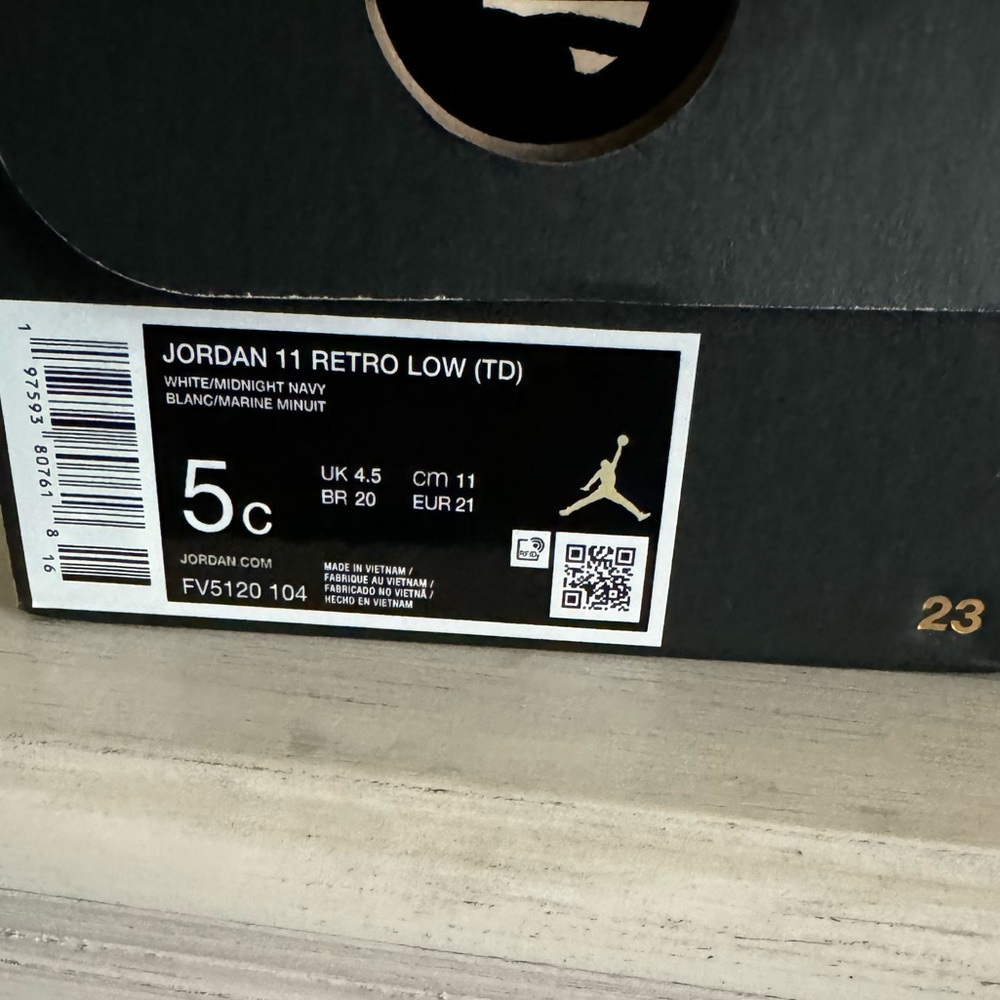 Toddler Jordan 11 retro low